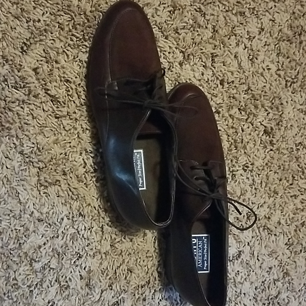 Shoes - Picture 3 of 5